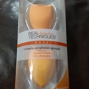 Complexion sponges
